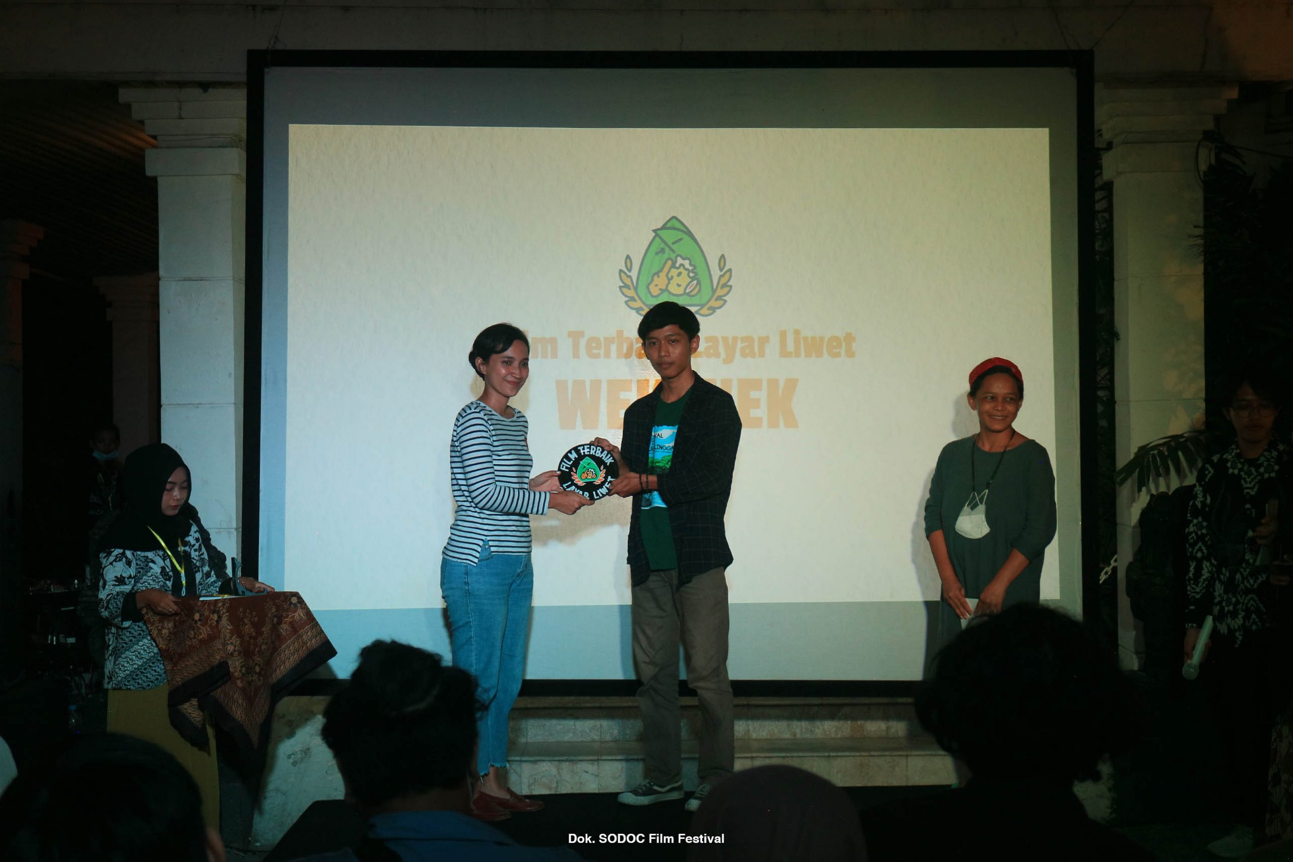 1. Penerimaan Penghargaan Film Terbaik Layar Liwet 1 Kompres