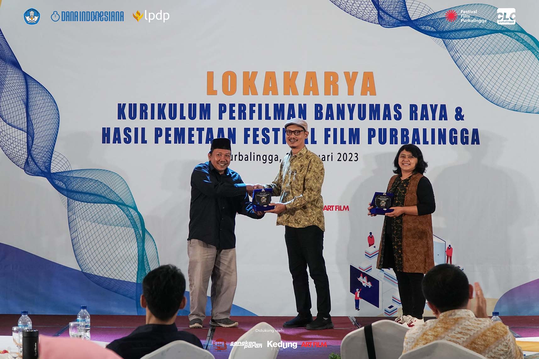 Foto Official - Lokakarya Kurikulum Perfilman Banyumas Raya & Hasil Pemetaan FFP 18120122 copy