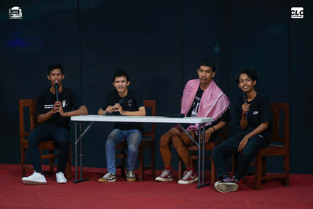 Foto Official 3 copy