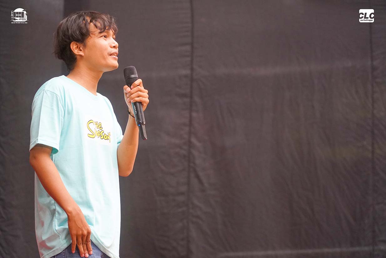 Foto Official 8 copy