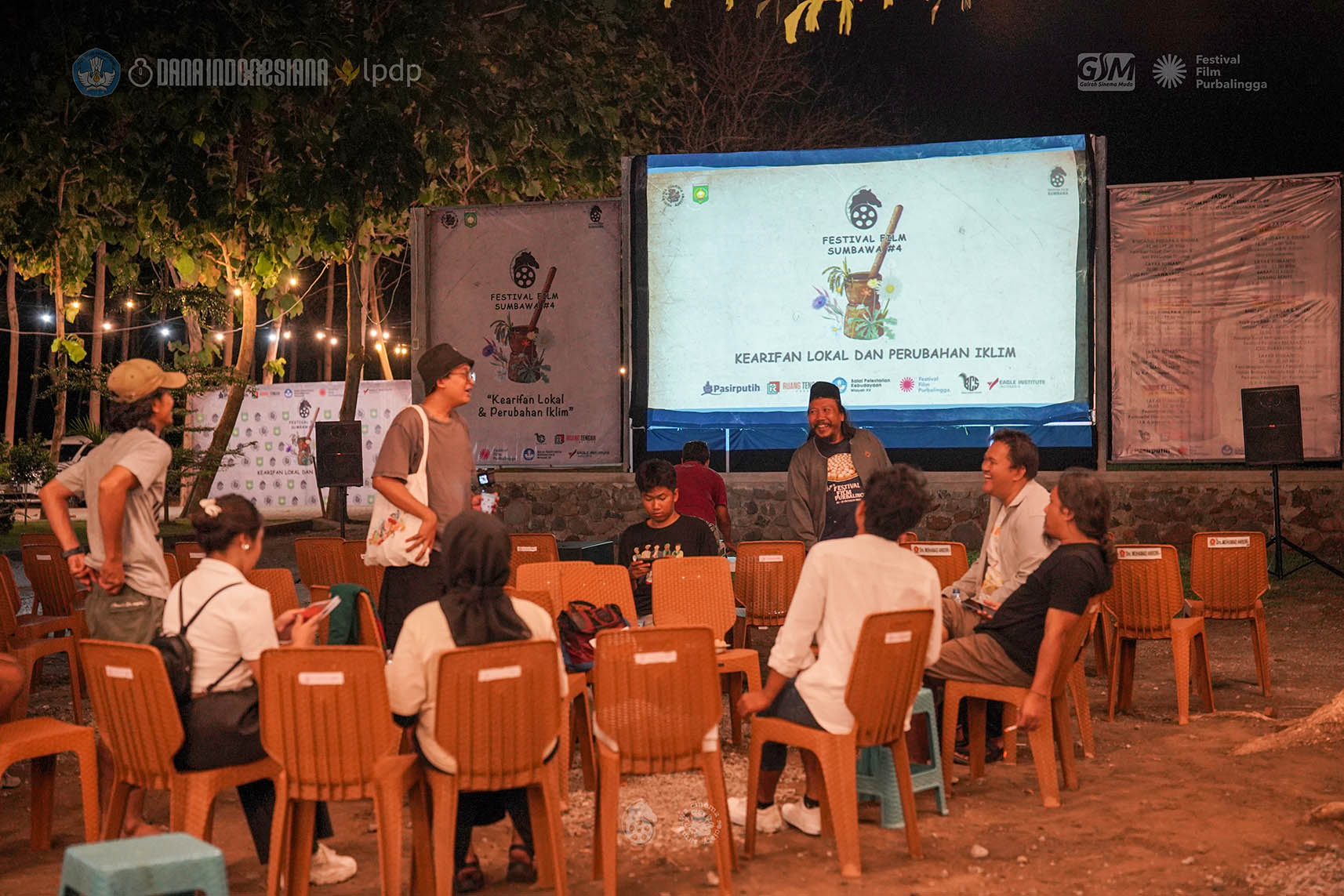 Foto Official 1. Layar Tomanto - Pemutaran Karya Komunitas Film NTB 1 copy