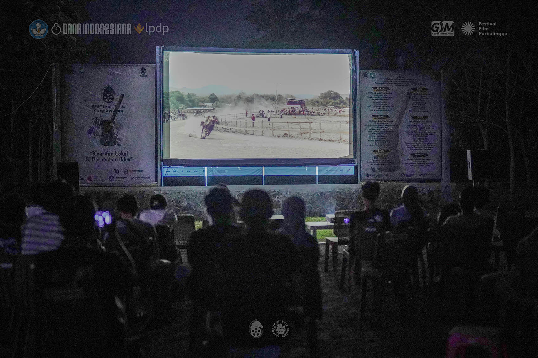 Foto Official 1. Layar Tomanto - Pemutaran Karya Komunitas Film NTB 4 copy