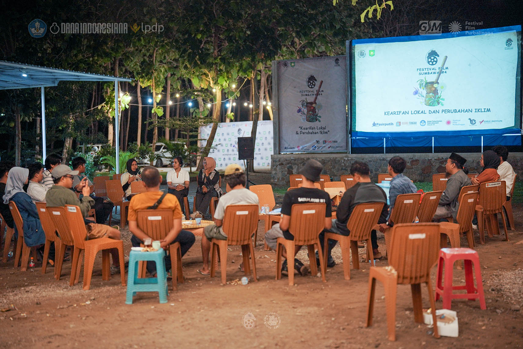 Foto Official 1. Layar Tomanto - Pemutaran Karya Komunitas Film NTB 7 copy