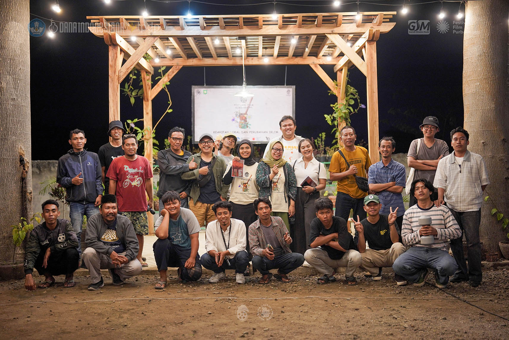 Foto Official 1. Layar Tomanto - Pemutaran Karya Komunitas Film NTB 8 copy PROGRAM