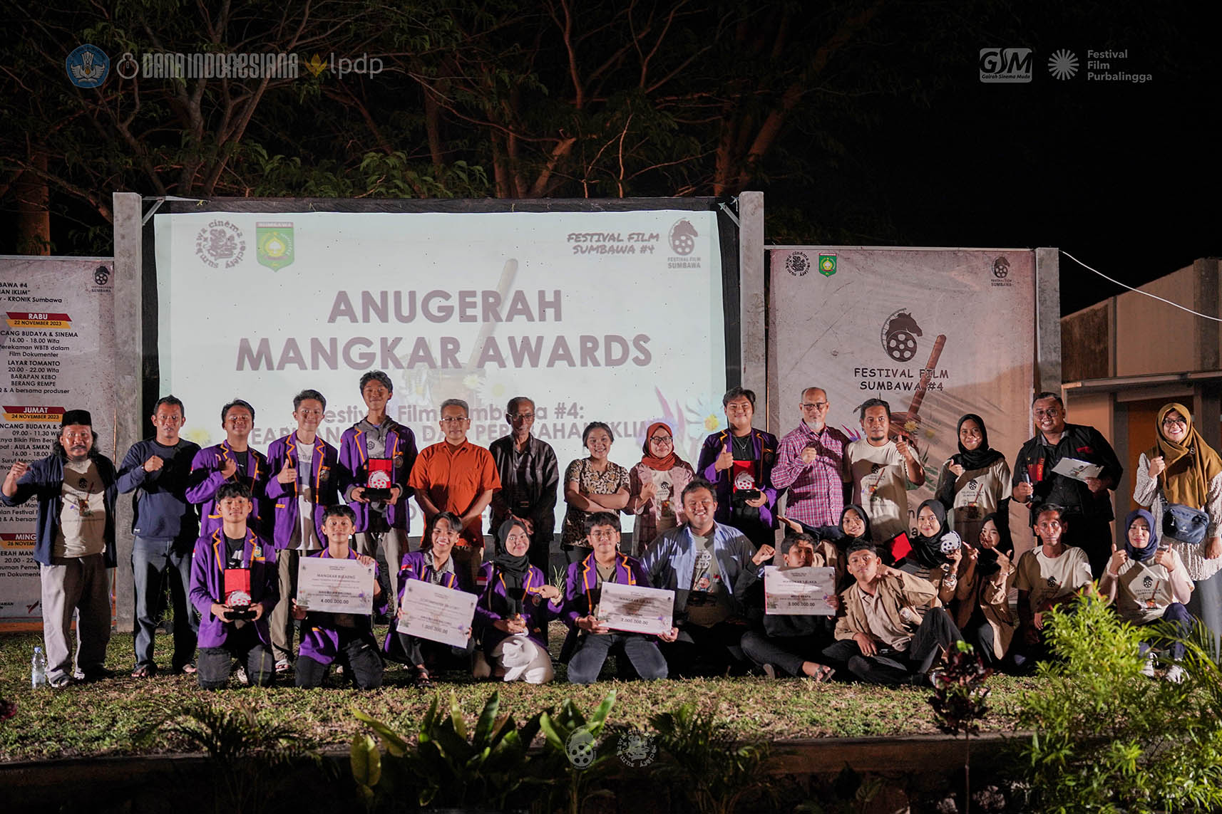 Foto Official 6. Malam Penganugerahan FFS 9 copy