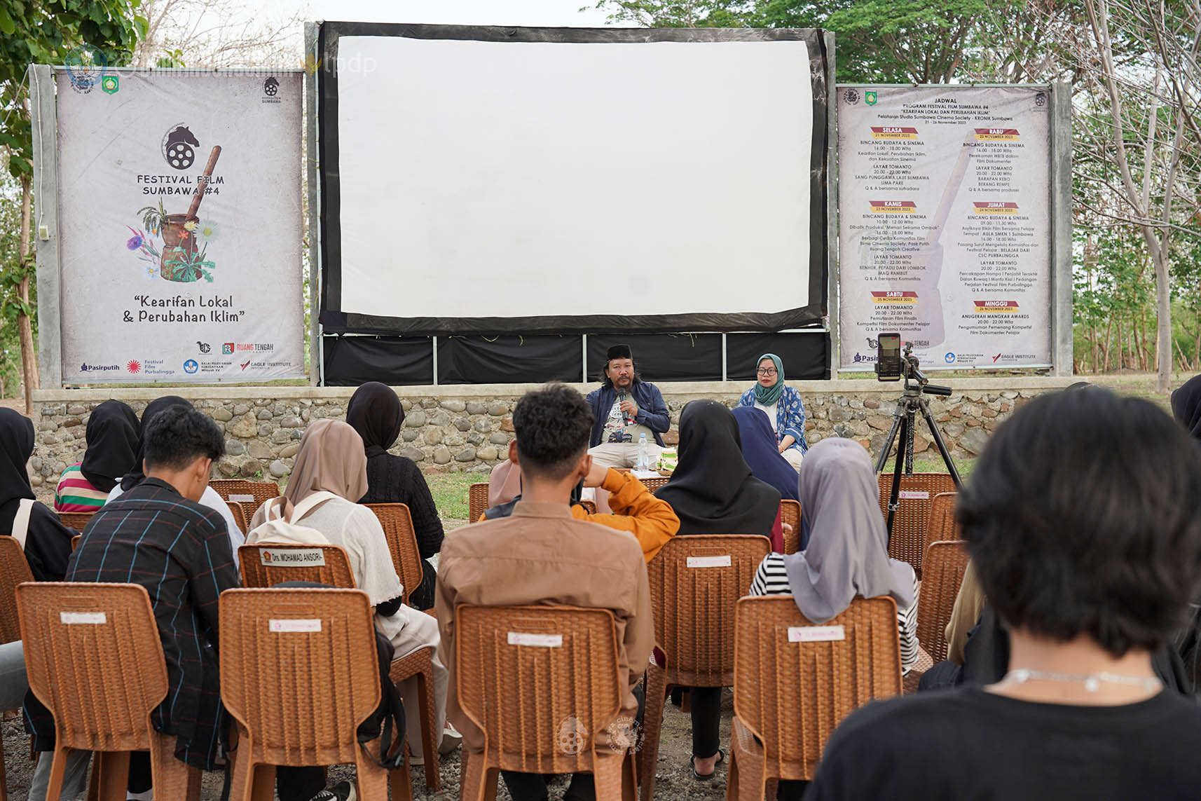 Foto official 3. Pasang Surut Mengelola Komunitas & Festival Film Purbalingga 4 copy