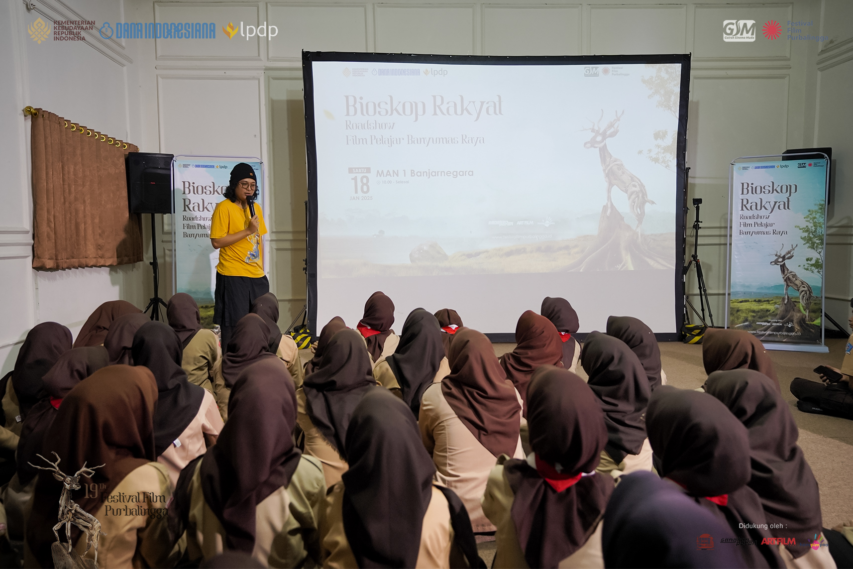 1. Bioskop Rakyat MAN 1 Banjarnegara