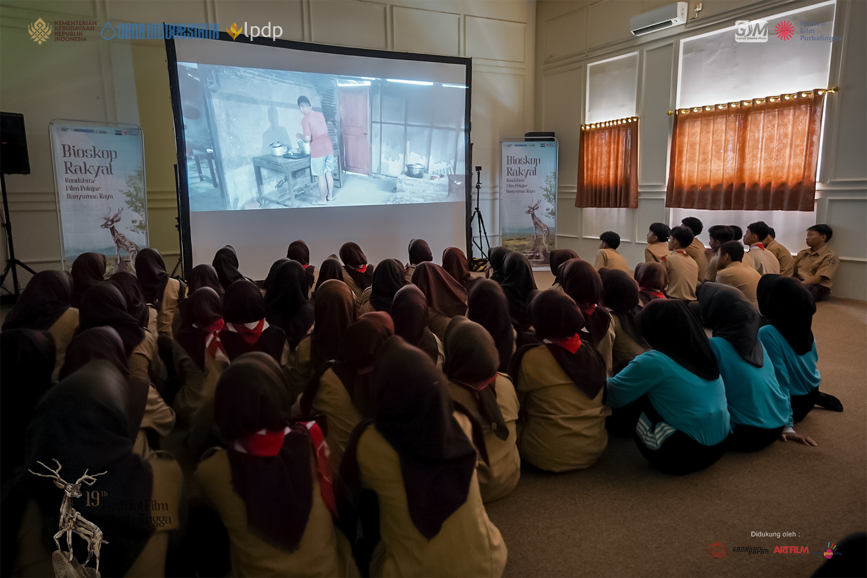 11. Bioskop Rakyat MAN 1 Banjarnegara