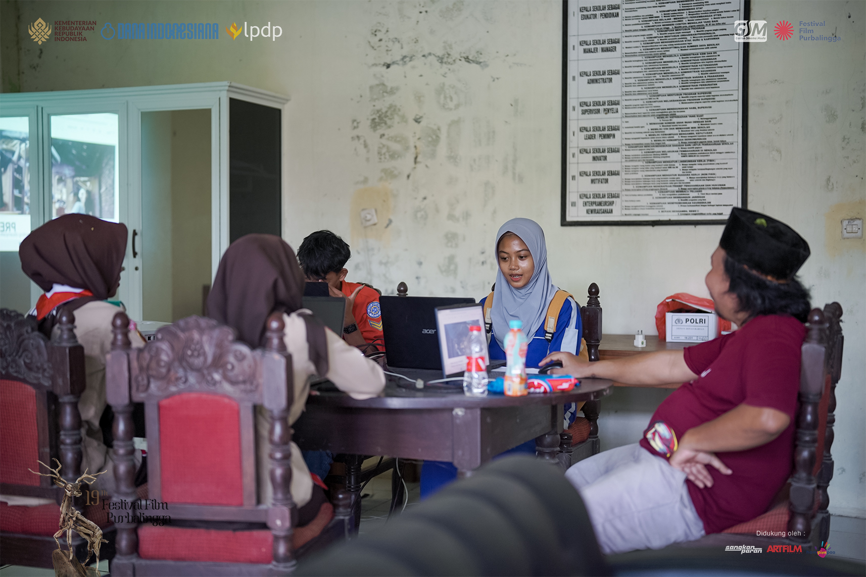 14. Foto Official Bioskop Rakyat SMK Tarbiyatul Islam Kawunganten Cilacap