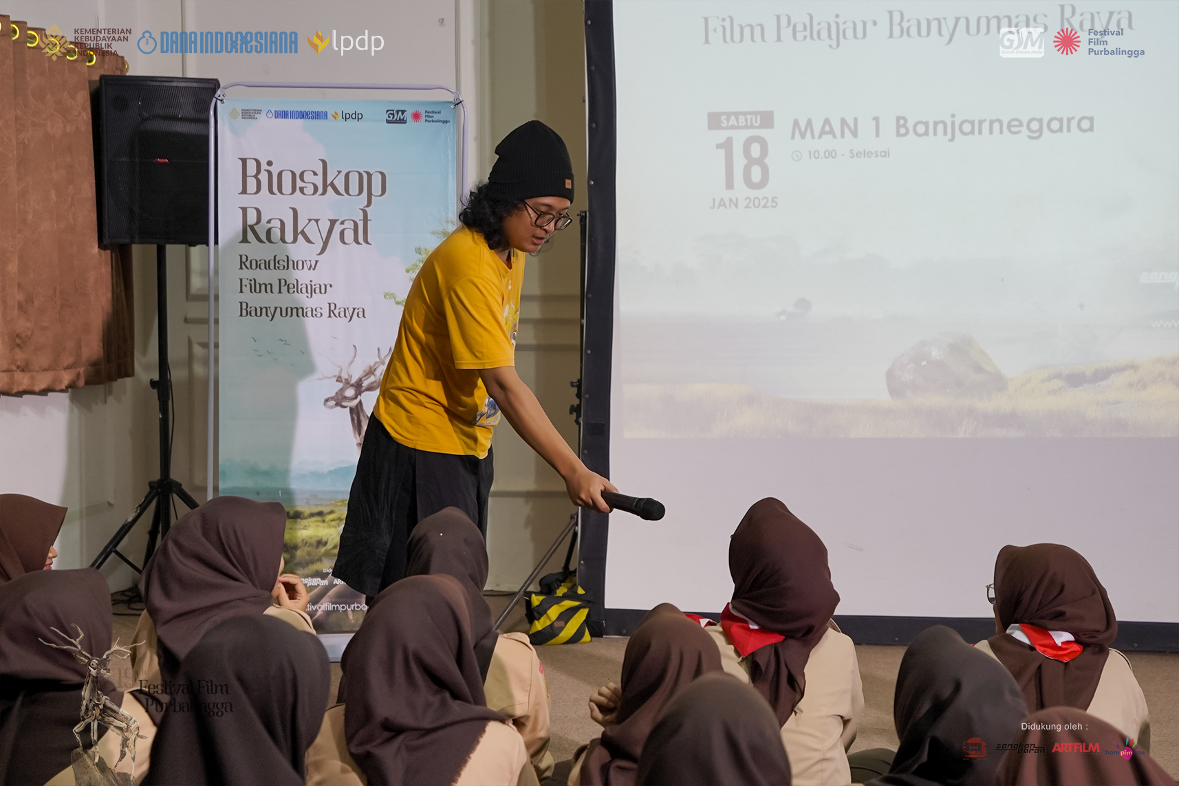 2. Bioskop Rakyat MAN 1 Banjarnegara