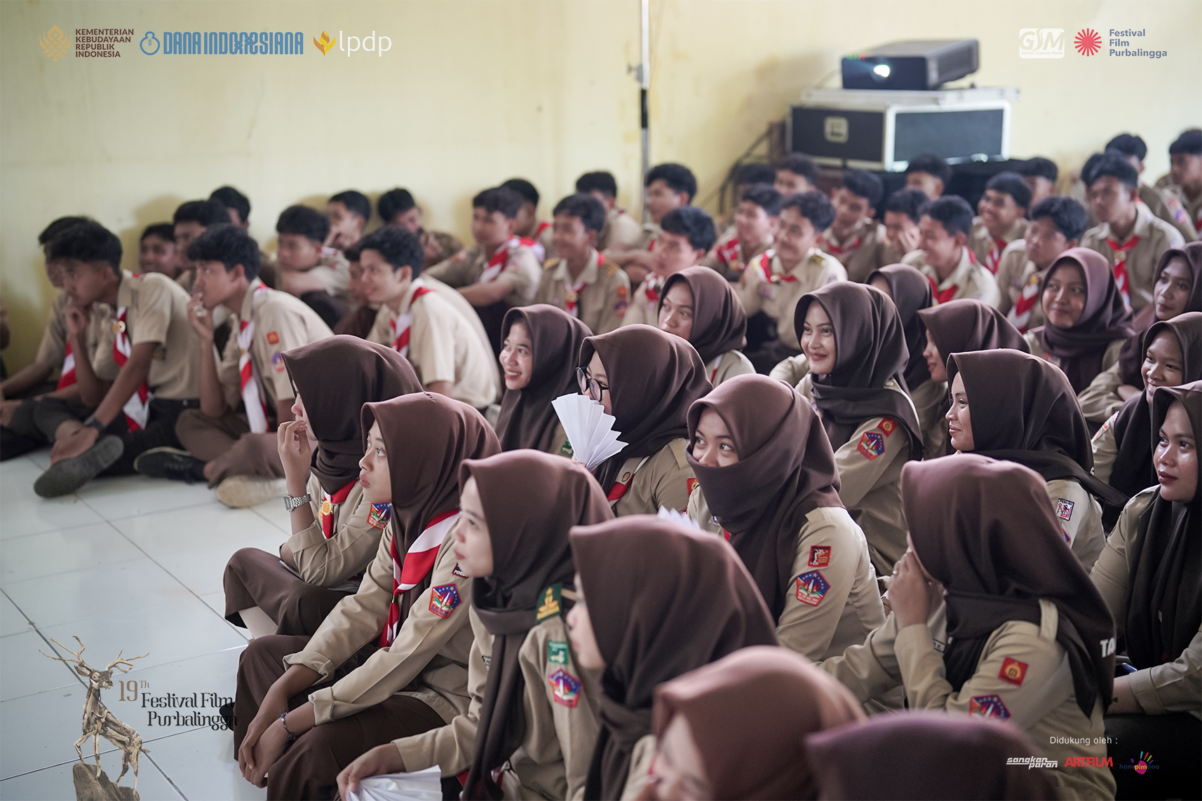 5. Foto Official Bioskop Rakyat SMK Tarbiyatul Islam Kawunganten Cilacap