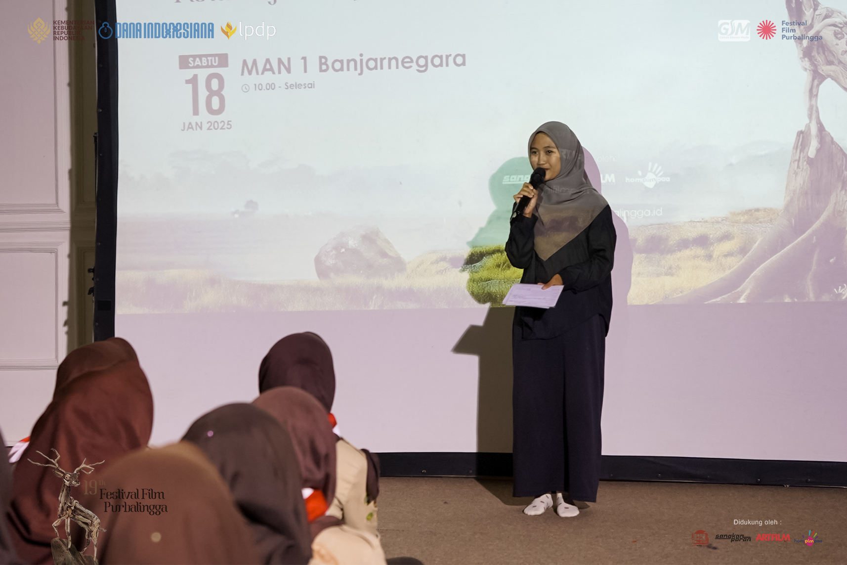 8. Bioskop Rakyat MAN 1 Banjarnegara