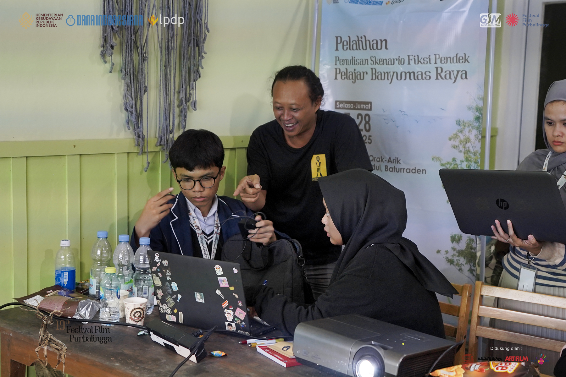 12. Foto Official Pelatihan Penulisan Skenario Fiksi