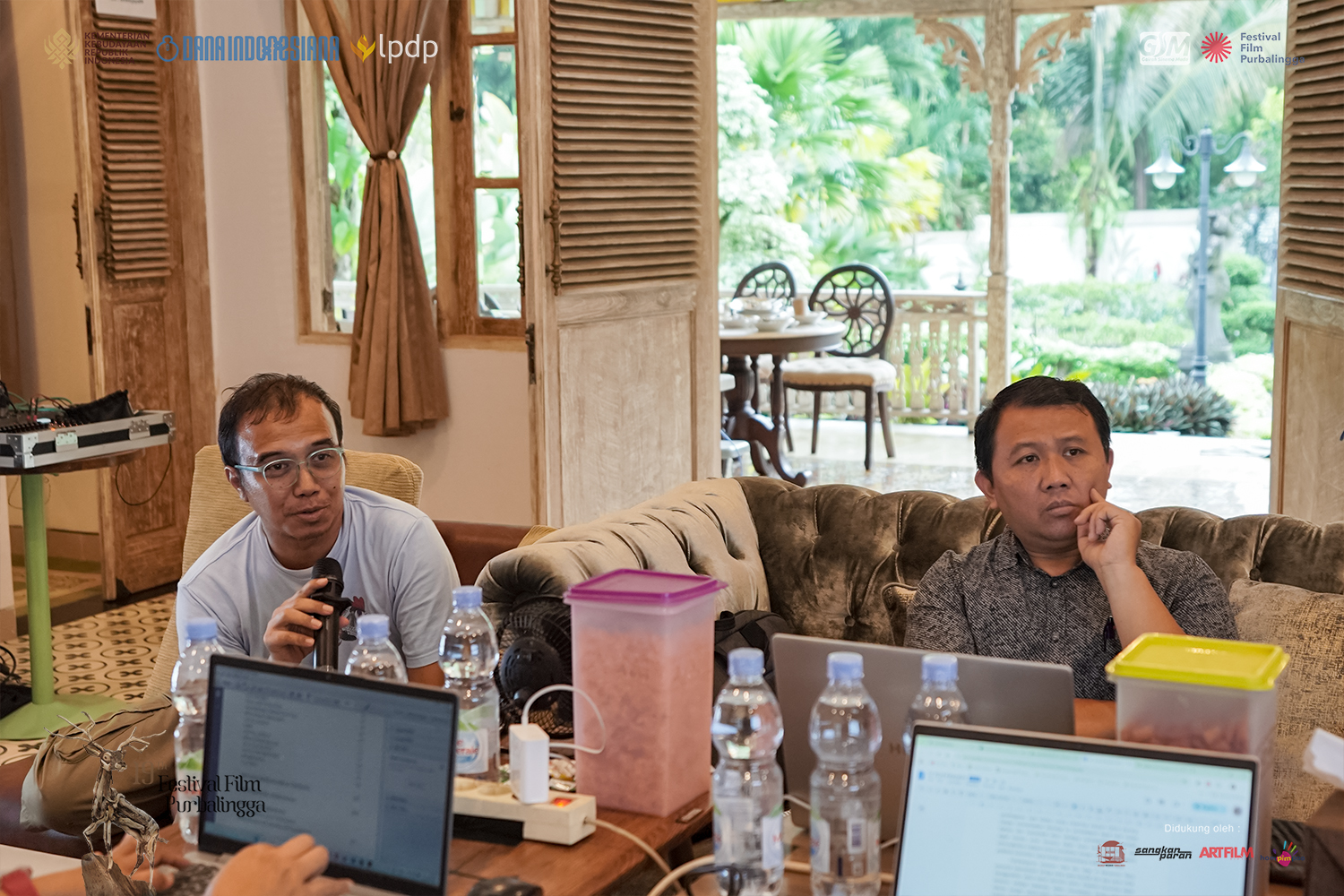 14. Foto Official FGD Penyusunan Naskah Akademik