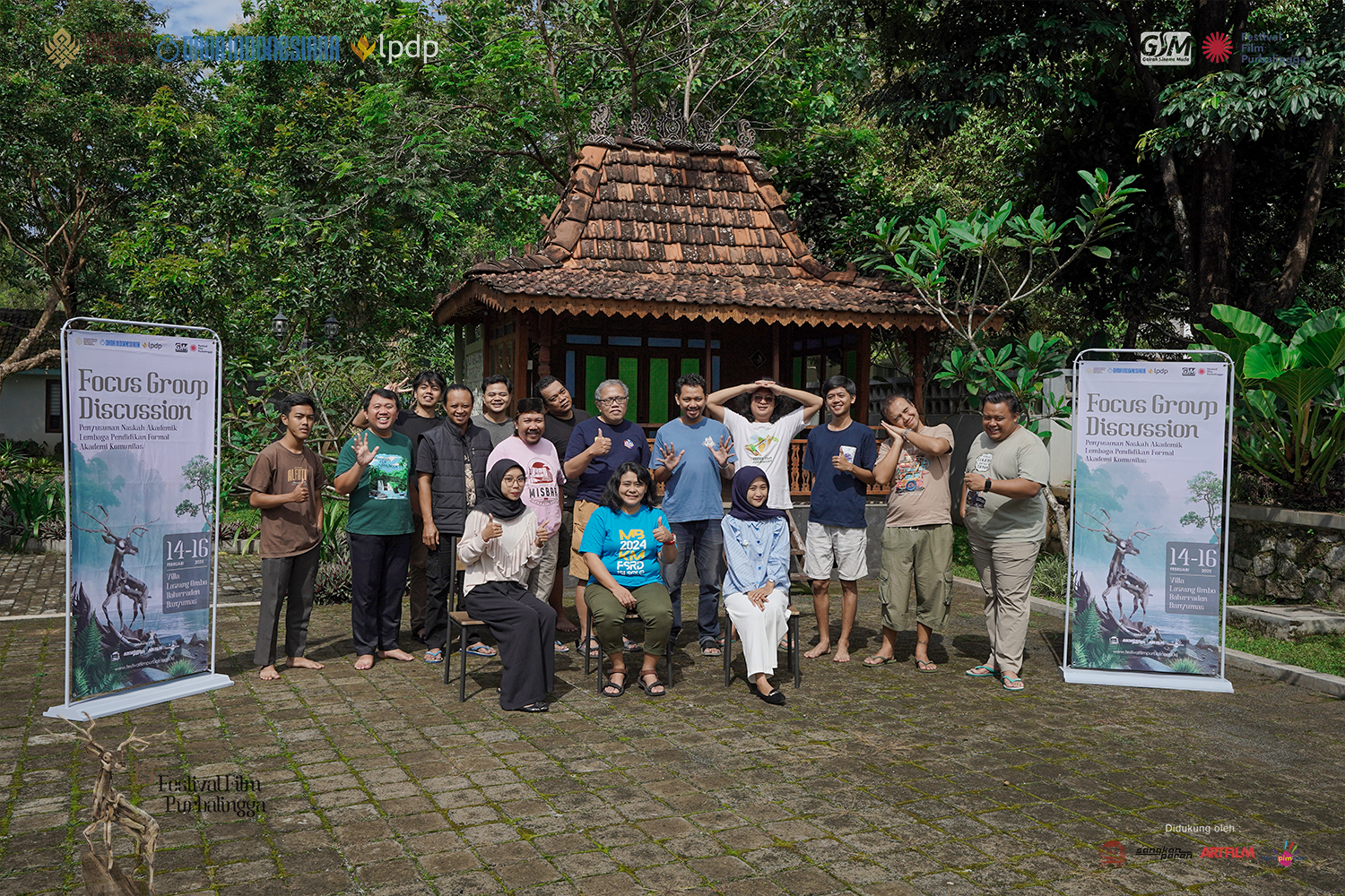 4. Foto Official FGD Penyusunan Naskah Akademik